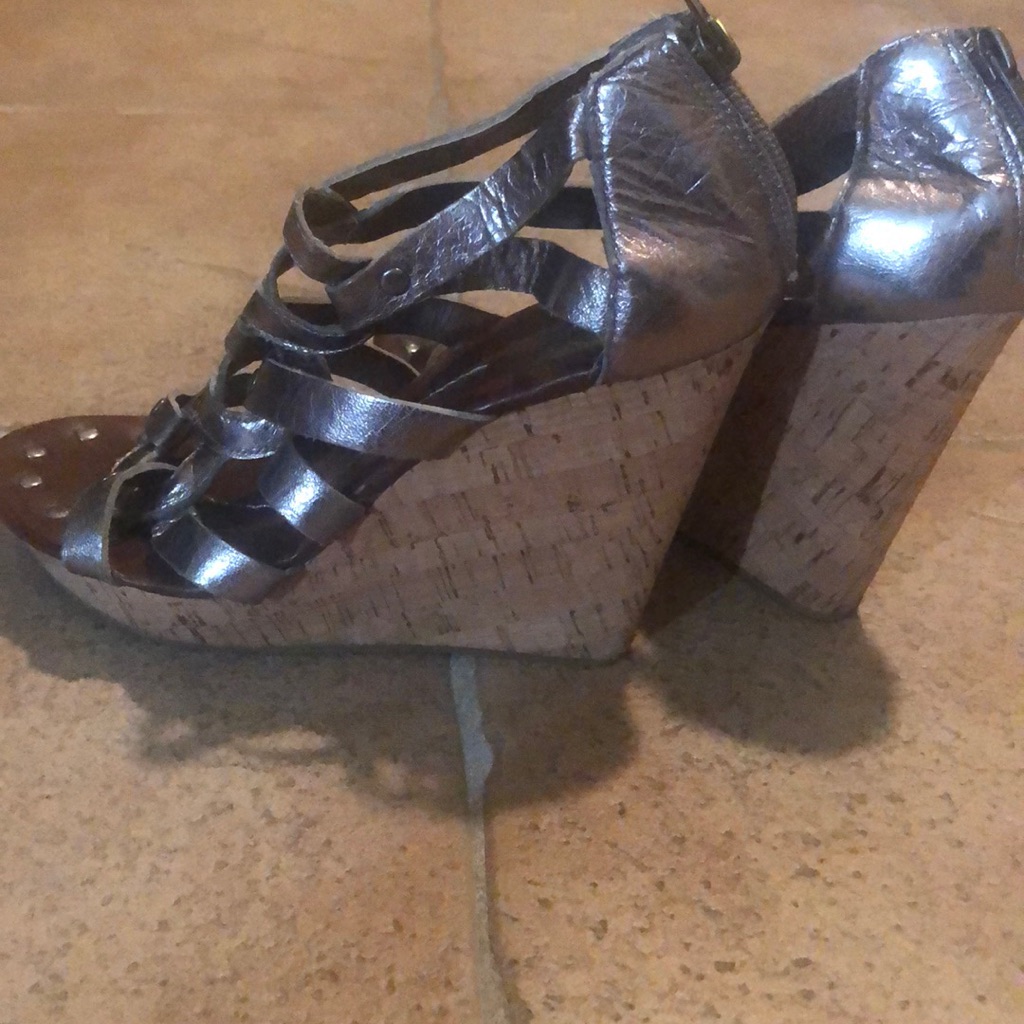 Dv Wedge
